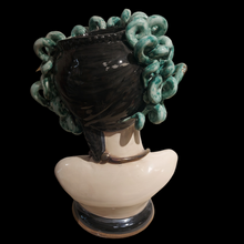 Carica l'immagine nel visualizzatore di Gallery, Testa mitologica MEDUSA h 40 cm